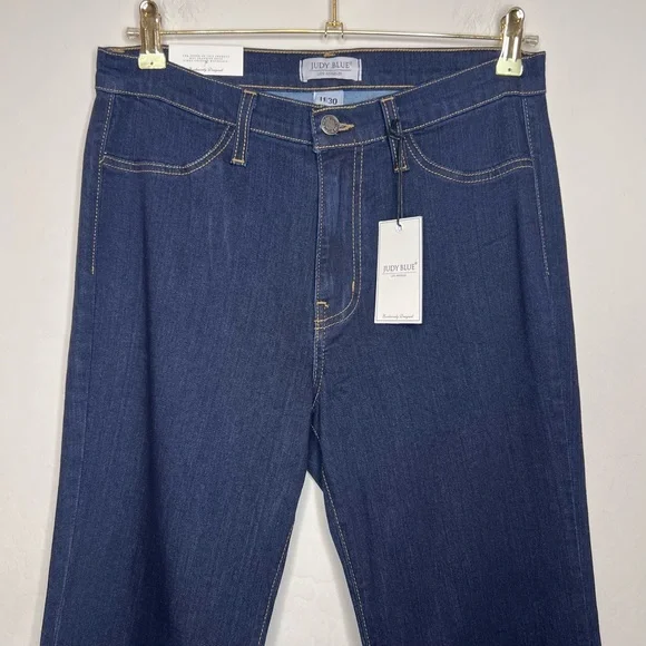NWT JUDY BLUE Super Flare High Waist Jeans. Size 11/30